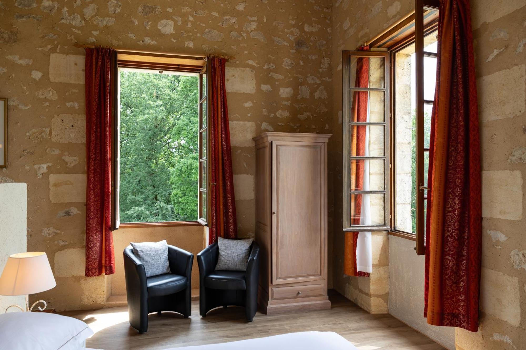 Chateau De Sanse Sainte-Radegonde  Buitenkant foto